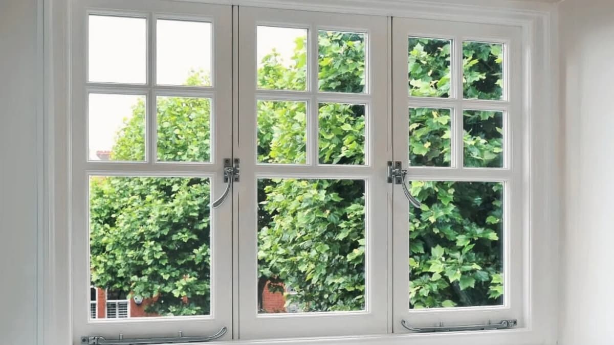Premium casement windows for Richmond, London homes with contemporary styling and superior thermal efficiency