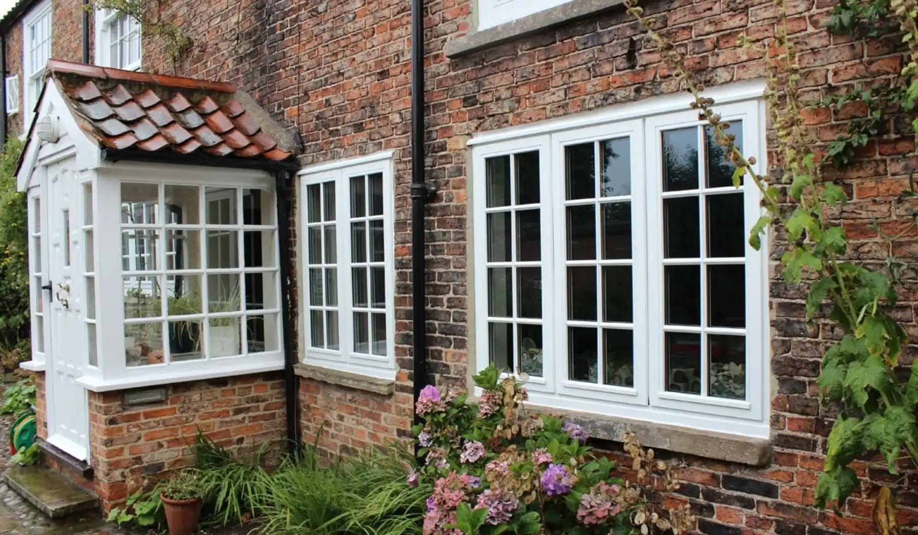 Oak Timber Windows for Country House Renovation - Timber Windows installation project in Haslingfield, Cambridge by Harrington Windows
