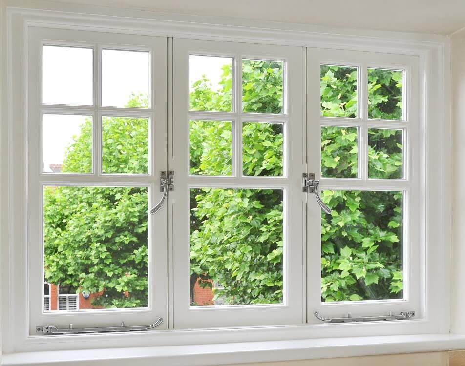 uPVC vs sash windows, uPVC windows comparison, sash window benefits, uPVC sash windows, traditional sash vs uPVC