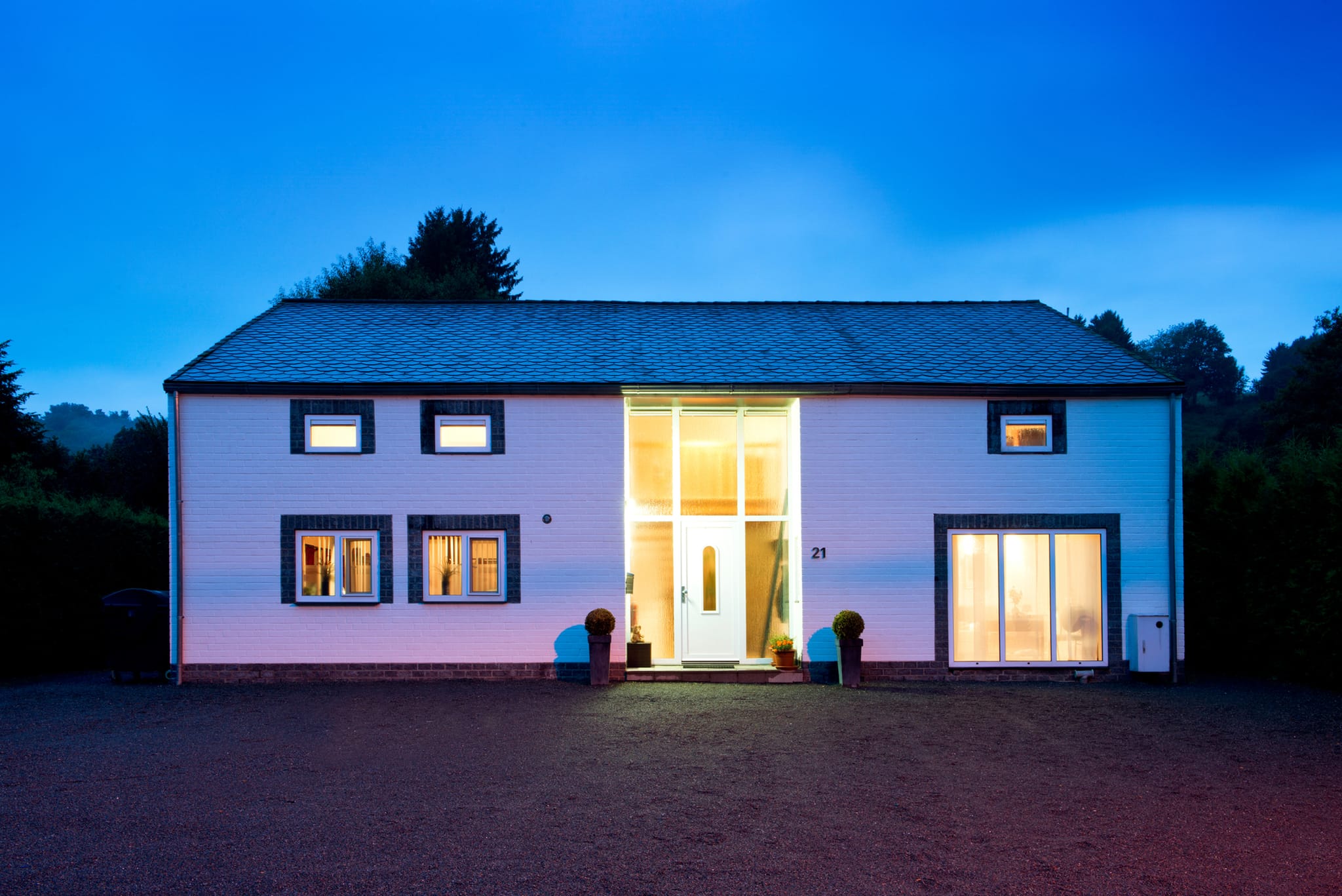What Can Homeowners Expect: Window Design Trends 2024?